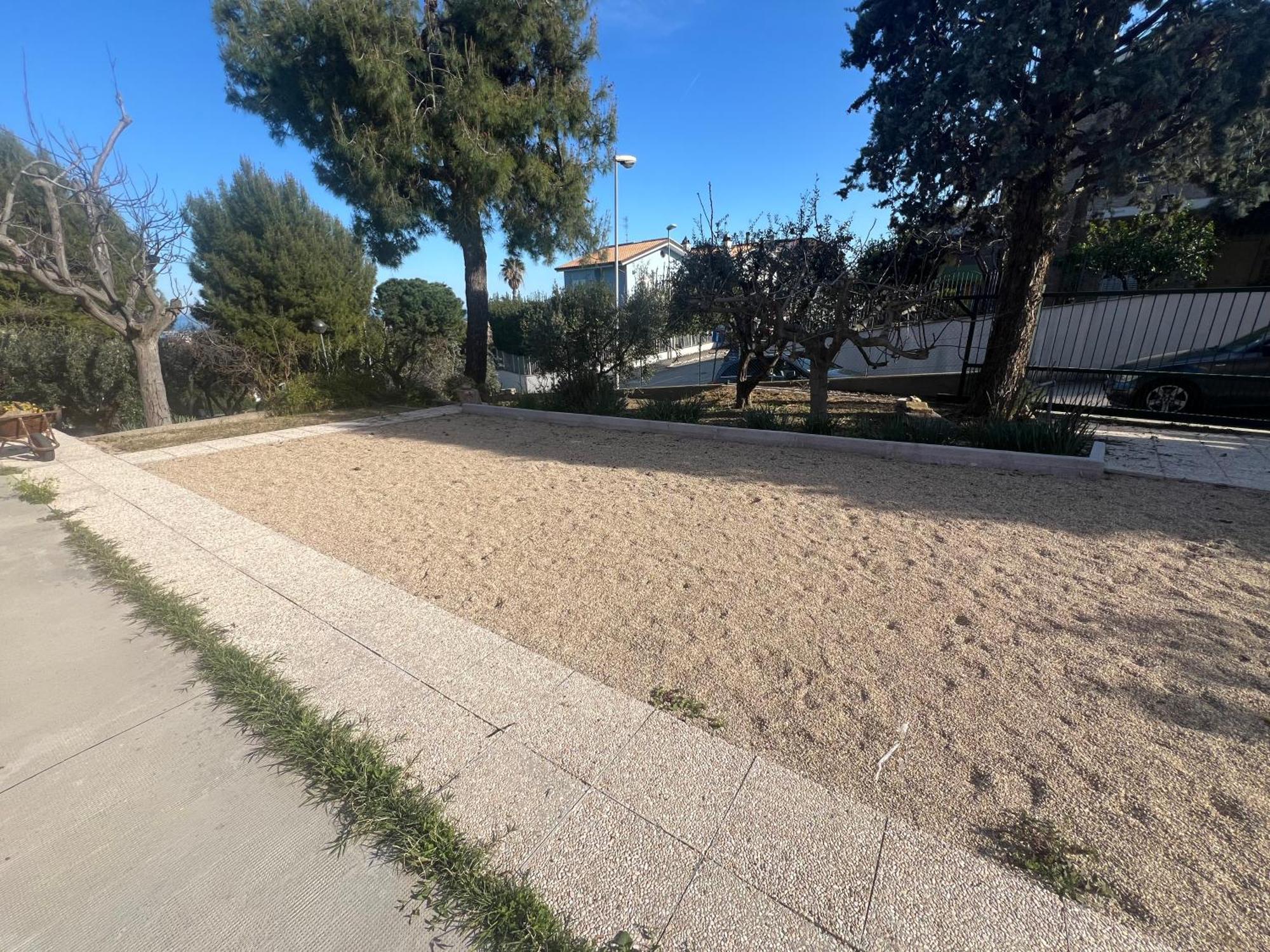 Rosa Nel Verde - Vista D'Amare San Benedetto del Tronto Buitenkant foto